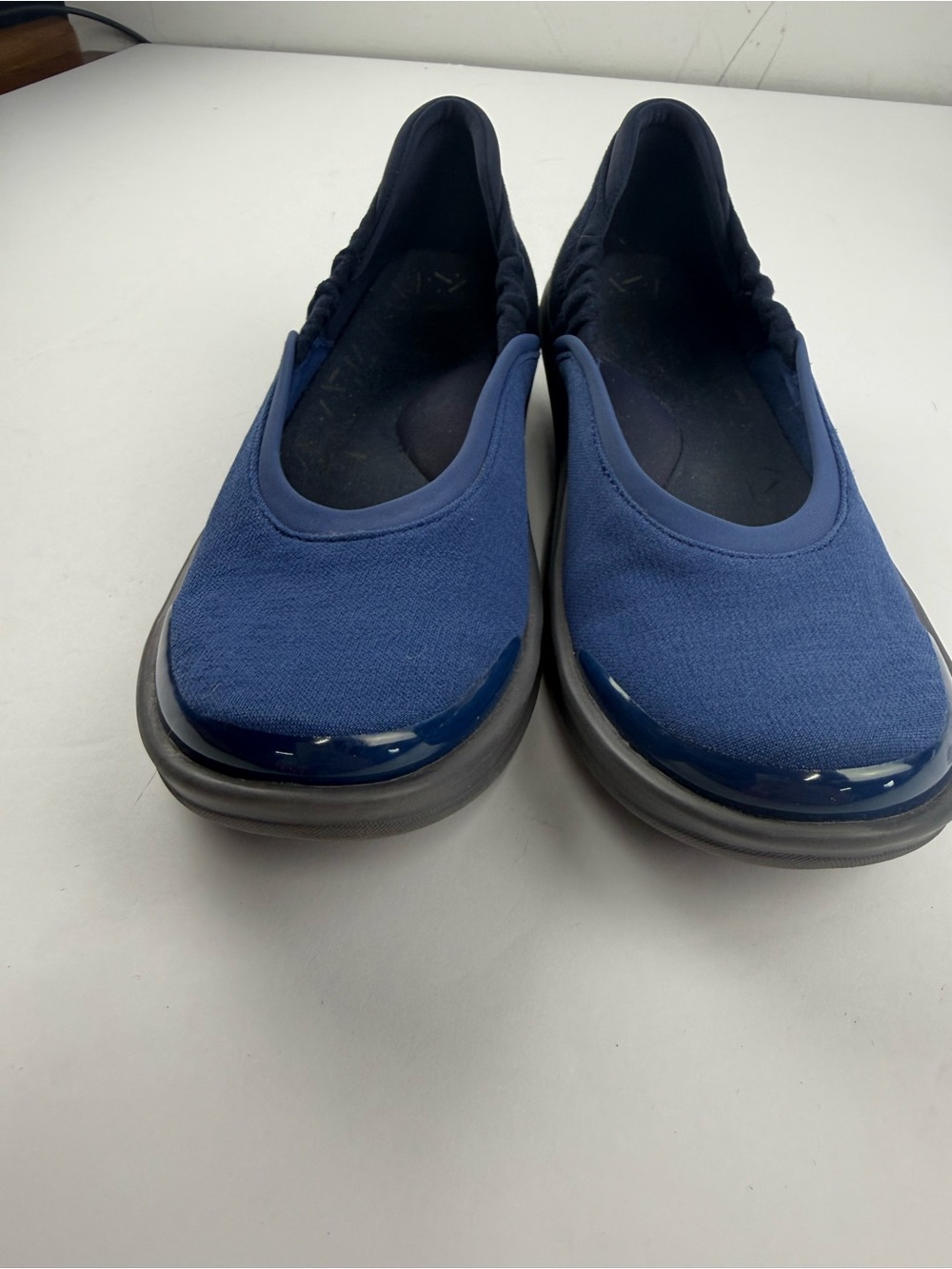 BZees Womens 7 Blue Malibu Skimmer Slip-On Loafers Comfort Shoe - Picture 4 of 6